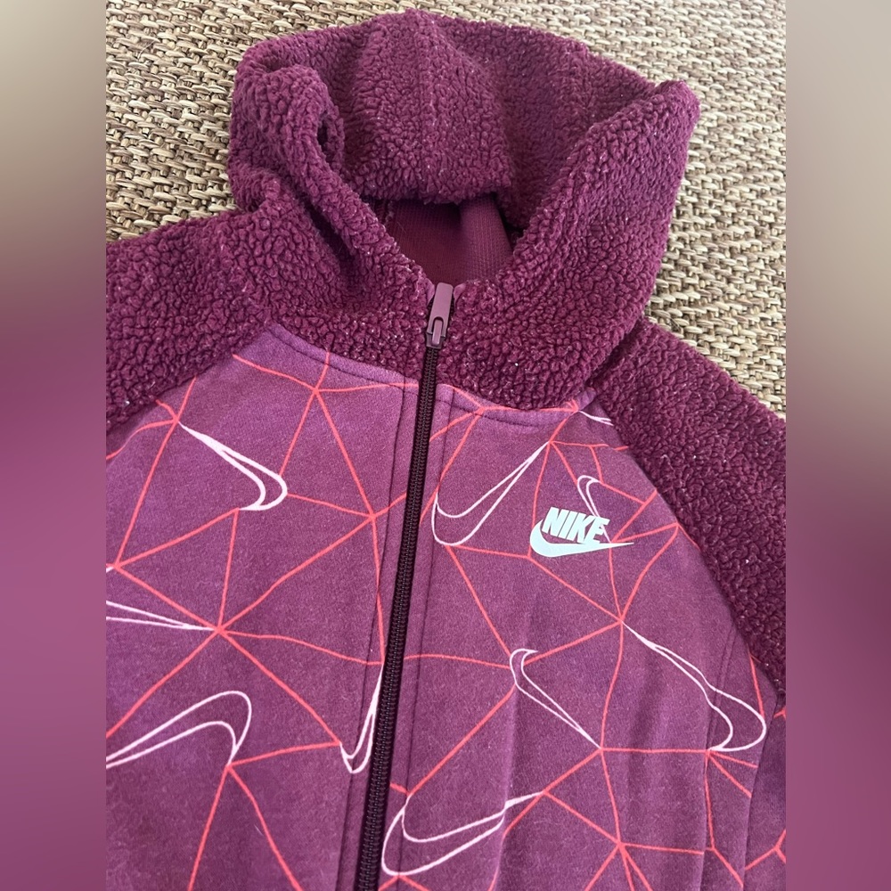Girls Nike Sweater - Picture 3 of 8